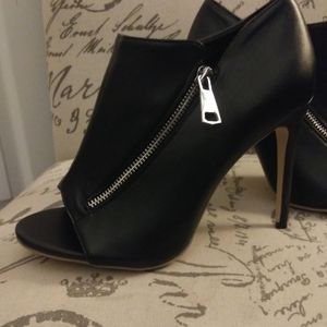 Designer open toe side zip leather booties 9